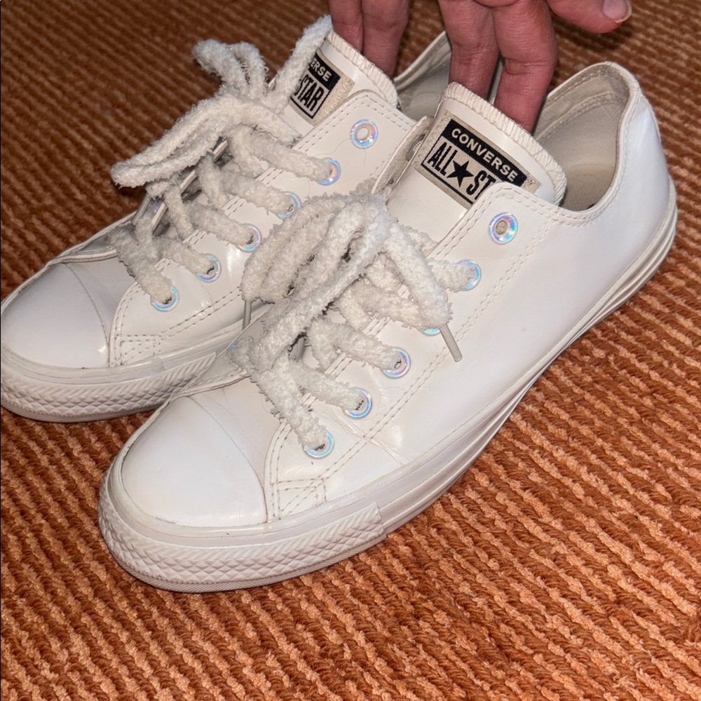 Converse White patent leather Sneaks size 8 iridescent hardware new fluffy laces - Picture 12 of 14